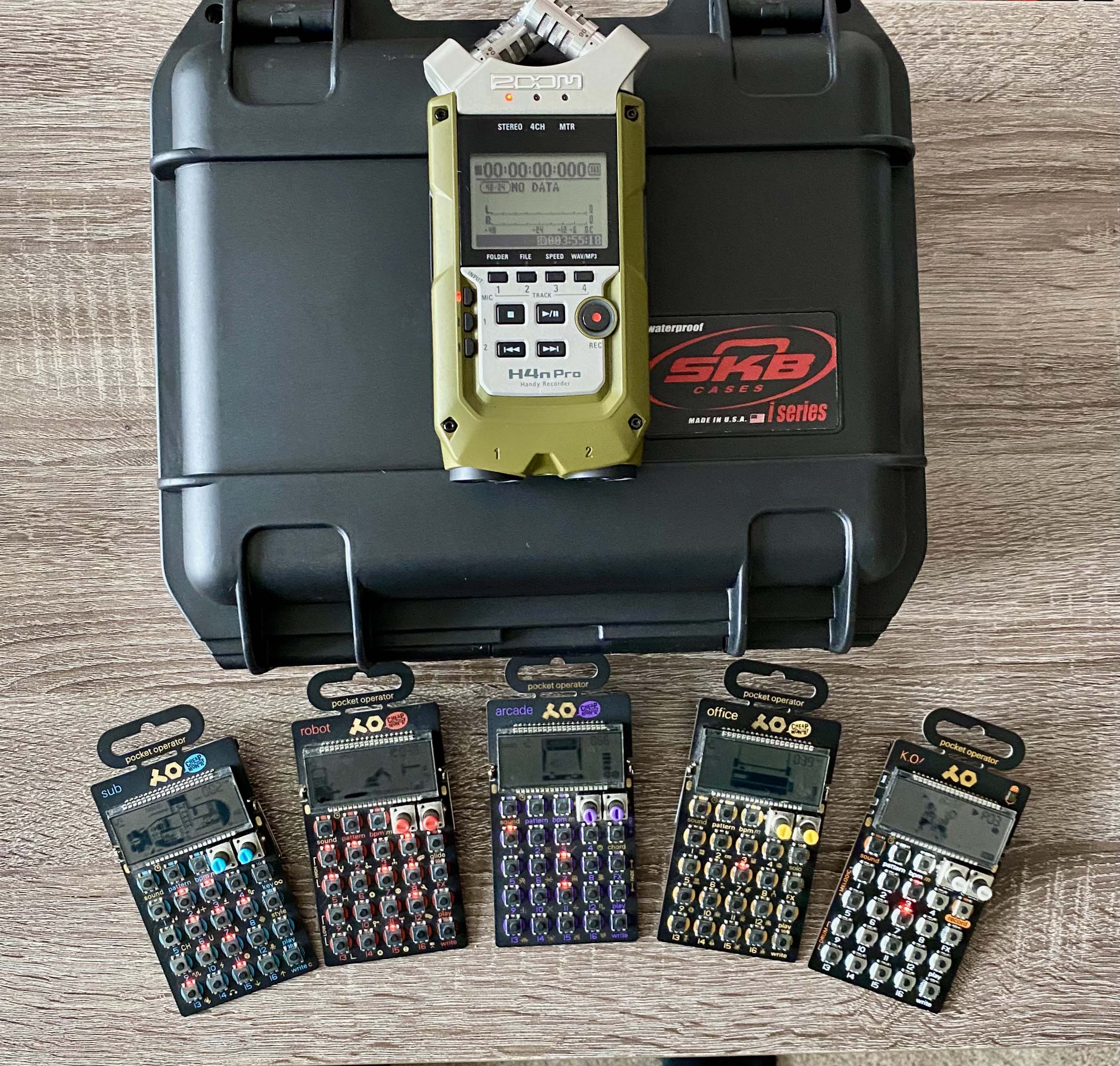 Zoom H4N and a bunch of Pocket Operators